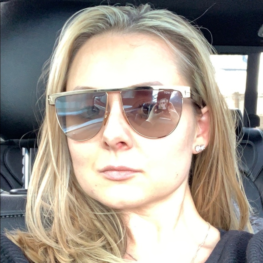 Meet your Posher, Monica